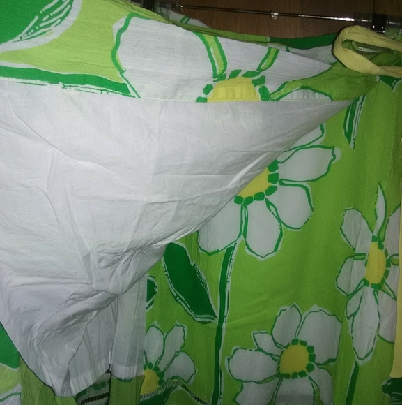 Lilly Pulitzer Wrap Skirt Size 4 - Picture 4 of 7